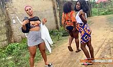 Afrikai barátnők kényeztetik magukat egy házi készítésű leszbikus hármasban a dzsungelparti után