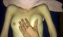 Increíble masaje corporal y anal con final feliz